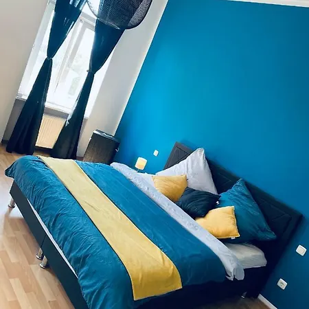 Apartment Geräumige 3 Zi. Wohnung im schönen Paulusviertel *